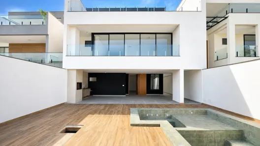 Casa de Condomínio com 5 Quartos para venda ou aluguel, 440m² no Recreio dos Bandeirantes, Rio de Janeiro