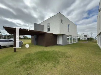Sobrado com 3 Quartos à venda, 141m² no , Xangri-Lá