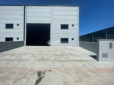Galpão/Depósito/Armazém para alugar, 300m² no Pachecos, Palhoça