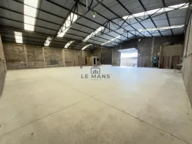 Galpão/Depósito/Armazém para alugar, 600m² no Água Branca, Piracicaba