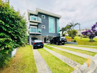 Casa de Condomínio com 3 Quartos para alugar, 419m² no Jardim do Golf I, Jandira