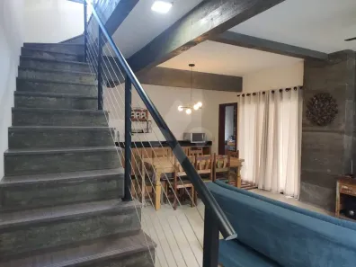 Sobrado com 2 Quartos à venda, 92m² no Panorâmico, Garopaba