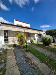 Casa com 4 Quartos para alugar, 231m² no Bairro Novo, Olinda