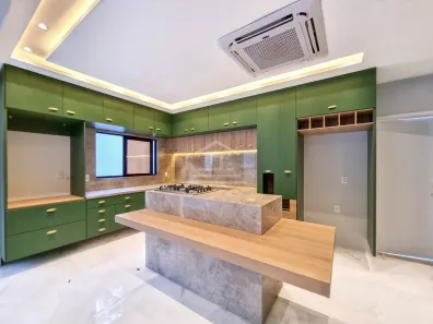 Sobrado com 5 Quartos à venda, 324m² no Coaçu, Eusébio