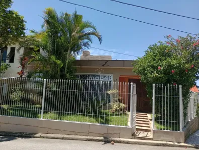 Casa com 6 Quartos à venda, 245m² no Capoeiras, Florianópolis