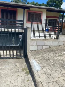 Casa com 3 Quartos à venda, 180m² no Santa Corona, Caxias do Sul