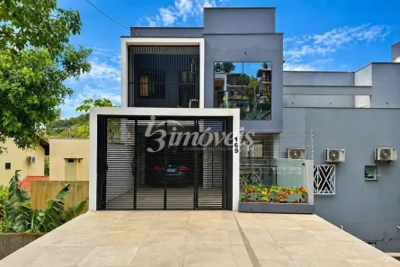 Sobrado com 3 Quartos à venda, 180m² no Praia dos Amores, Balneário Camboriú