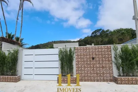 Casa com 3 Quartos à venda, 120m² no Jardim do Sol, Caraguatatuba
