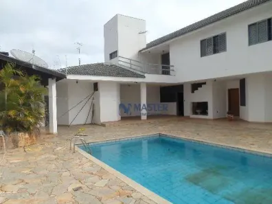 Sobrado com 5 Quartos à venda, 441m² no Jardim Maria Izabel, Marília