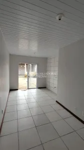 Casa com 2 Quartos para alugar, 40m² no Restinga, Porto Alegre
