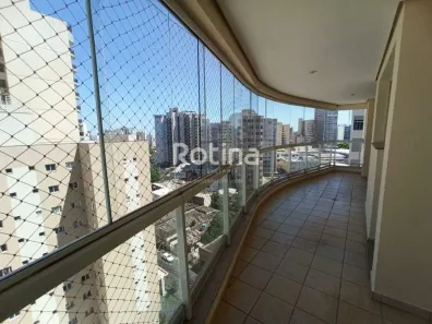 Apartamento com 3 Quartos à venda, 130m² no Centro, Uberlândia