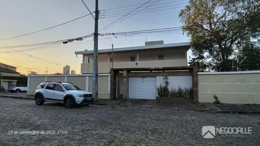 Imóvel Comercial com 4 Quartos à venda, 240m² no Catolé, Campina Grande