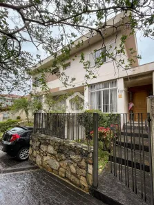 Sobrado com 7 Quartos à venda, 256m² no Vila Madalena, São Paulo