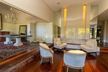 Casa com 3 Quartos para alugar, 554m² no Vila Assunção, Porto Alegre