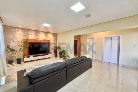 Apartamento com 4 Quartos à venda, 260m² no Centro, Lavras