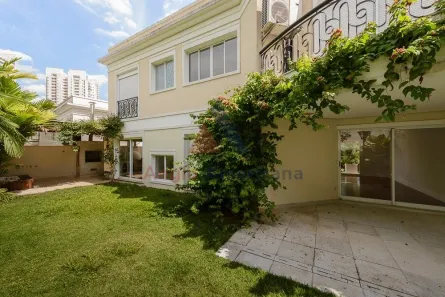 Casa de Condomínio com 3 Quartos à venda, 300m² no Jardim Panorama, São Paulo