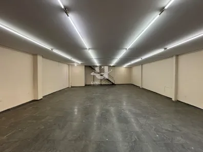 Ponto Comercial para alugar, 110m² no Centro, Juiz de Fora