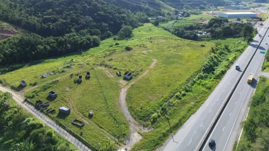 Lote/Terreno à venda, 56565m² no Belchior Baixo, Gaspar