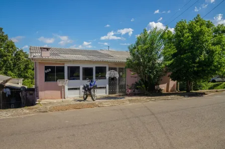 Casa com 20 Quartos à venda, 179m² no Vera Cruz, Passo Fundo