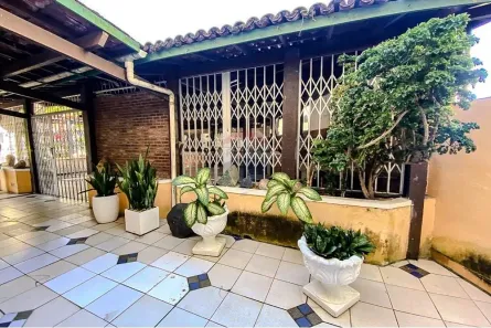 Ponto Comercial para alugar, 137m² no Imbuí, Salvador