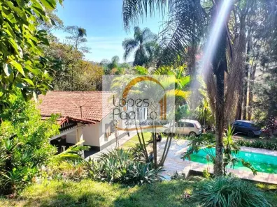 Fazenda/Sítio com 3 Quartos à venda, 173m² no Recanto dos Palmares, Atibaia