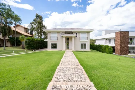Sobrado com 3 Quartos para alugar, 382m² no Residencial Aldeia do Vale, Goiânia