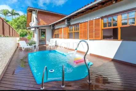 Casa com 4 Quartos para alugar, 320m² no Jurerê Internacional, Florianópolis