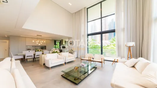Apartamento com 3 Quartos à venda, 390m² no Cabral, Curitiba