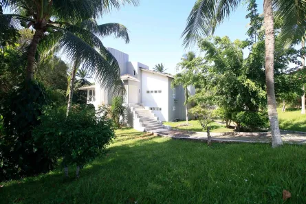 Casa de Condomínio com 4 Quartos à venda, 300m² no Portão, Lauro de Freitas
