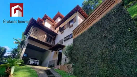 Casa de Condomínio com 4 Quartos à venda, 400m² no Itaipava, Petrópolis