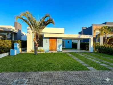 Casa de Condomínio com 4 Quartos à venda, 200m² no Capão da Canoa, Capão da Canoa