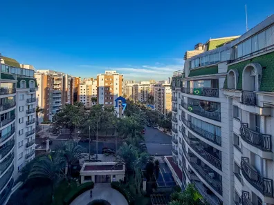 Cobertura com 3 Quartos à venda, 275m² no Cidade São Francisco, São Paulo