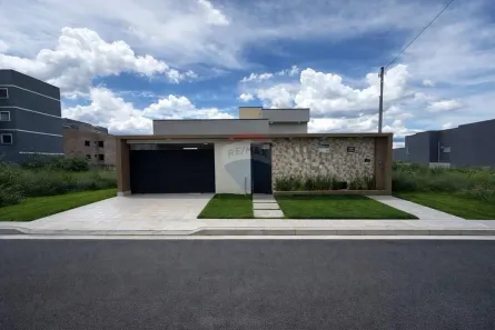 Casa com 3 Quartos à venda, 220m² no Ceilândia Norte, Brasília