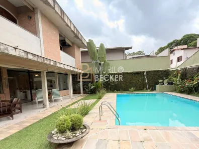 Casa com 3 Quartos à venda, 350m² no Jardim América, Jacareí
