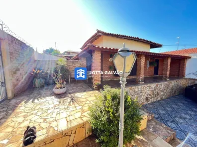 Casa com 3 Quartos à venda, 207m² no Jardim do Lago, Campinas