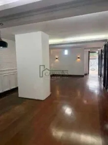 Casa com 3 Quartos para alugar, 298m² no Alto de Pinheiros, São Paulo