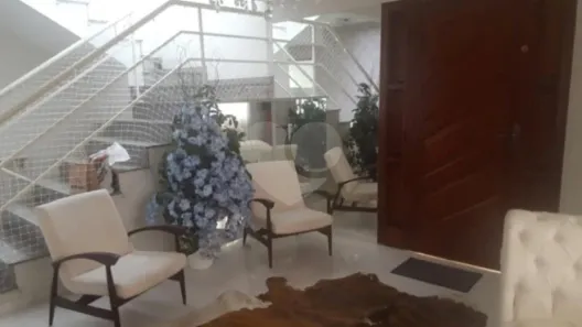 Sobrado com 4 Quartos à venda, 400m² no Jardim Guapira, São Paulo
