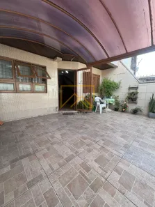 Sobrado com 2 Quartos à venda, 62m² no Vila Eunice Velha, Cachoeirinha