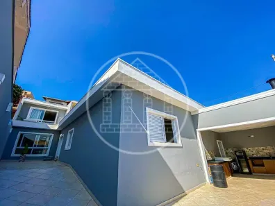Sobrado com 4 Quartos à venda, 173m² no Interlagos, São Paulo