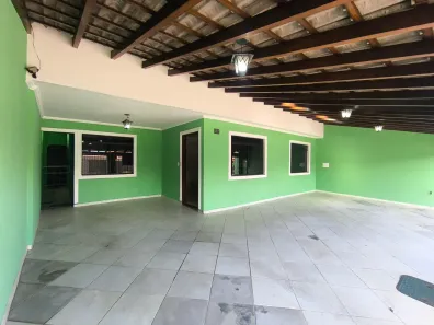 Casa com 3 Quartos à venda, 350m² no Taguatinga Norte, Brasília