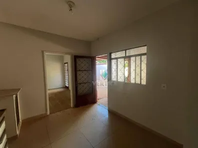 Casa com 2 Quartos para alugar, 65m² no Vila Moreira, São José do Rio Preto