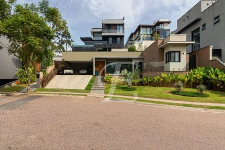 Casa de Condomínio com 3 Quartos à venda, 230m² no Tamboré, Santana de Parnaíba