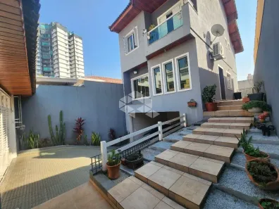 Casa com 4 Quartos à venda, 262m² no Santa Teresinha, São Paulo