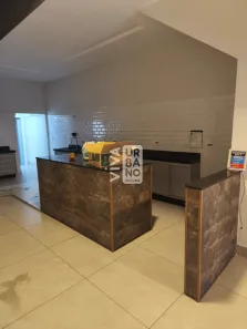 Ponto Comercial para alugar, 117m² no Aterrado, Volta Redonda