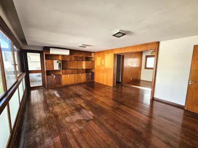 Apartamento com 3 Quartos à venda, 153m² no Três Figueiras, Porto Alegre