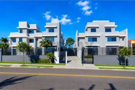 Sobrado com 3 Quartos à venda, 95m² no Uberaba, Curitiba
