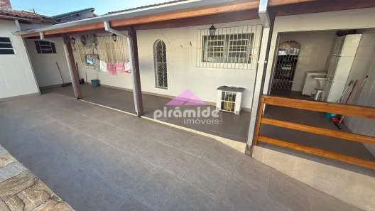 Casa com 3 Quartos à venda, 182m² no Indaiá, Caraguatatuba