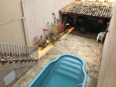 Sobrado com 3 Quartos à venda, 180m² no Jardim Monte Kemel, São Paulo