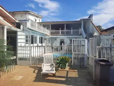 Casa com 7 Quartos à venda, 360m² no Itaipu, Niterói