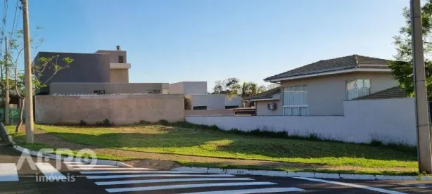 Lote/Terreno à venda, 584m² no Jardim Shangri-Lá, Bauru